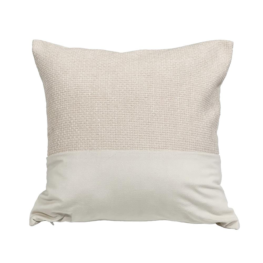 หมอนอิง HOME LIVING STYLE LEVELA 18x18 นิ้ว สีครีม