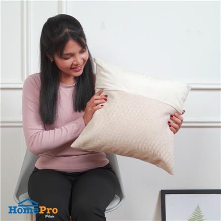 หมอนอิง HOME LIVING STYLE LEVELA 18x18 นิ้ว สีครีม_5