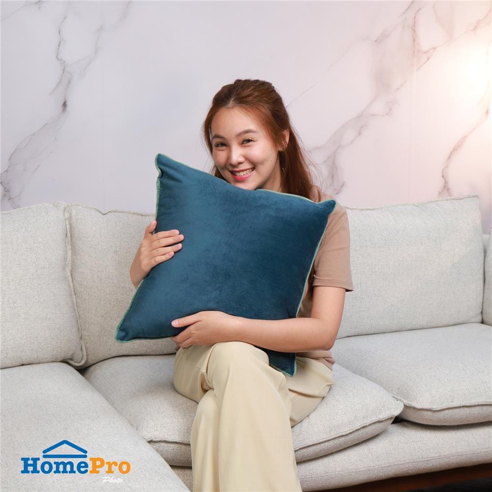 หมอนอิง HOME LIVING STYLE POPLA 18x18 นิ้ว สีน้ำเงิน