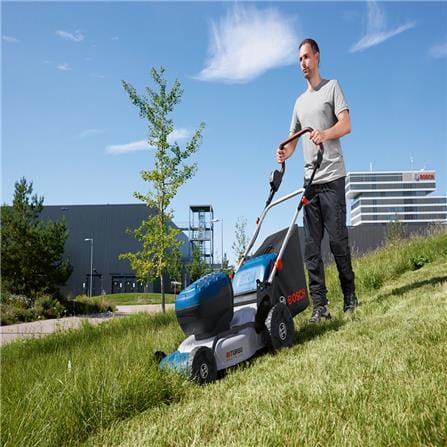 รถเข็นตัดหญ้าไร้สาย (เฉพาะตัวเครื่อง) BOSCH GRA18V2-46 18 โวลต์_1