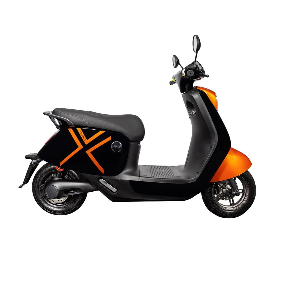 รถจักรยานยนต์ไฟฟ้า EM QAREZ 2000W สีดำ/ส้ม