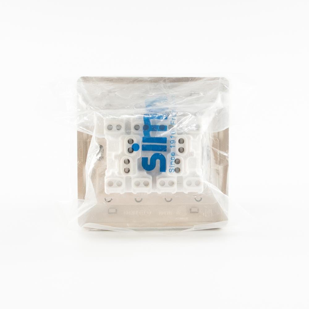10A 4 GANG 1 WAY SWITCH SIMON 51041B CC CHAMPAGNE