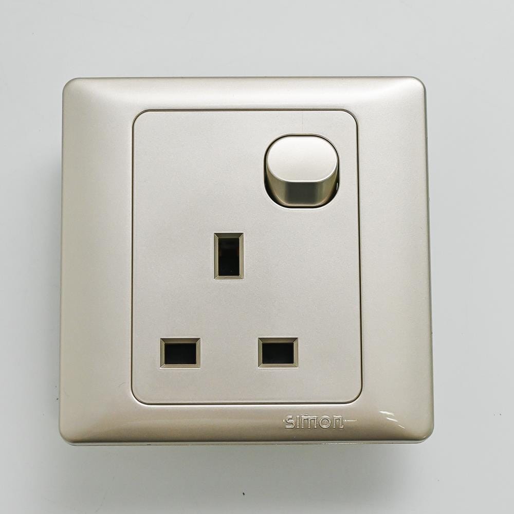 13A 1 GANG FLAT PIN SOCKET SIMON 51382 CC