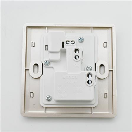 13A 1 GANG FLAT PIN SOCKET SIMON 51382 CC