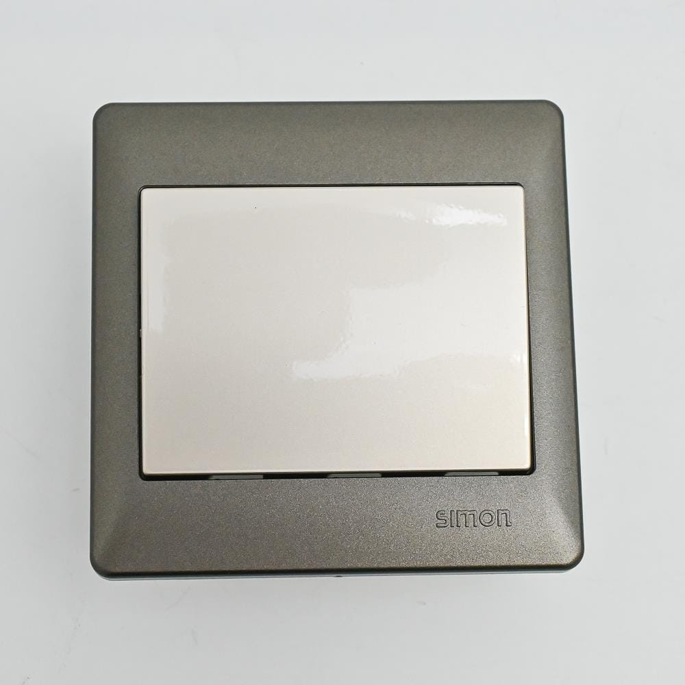 10A 1 GANG 1 WAY SWITCH SIMON 51011B CM