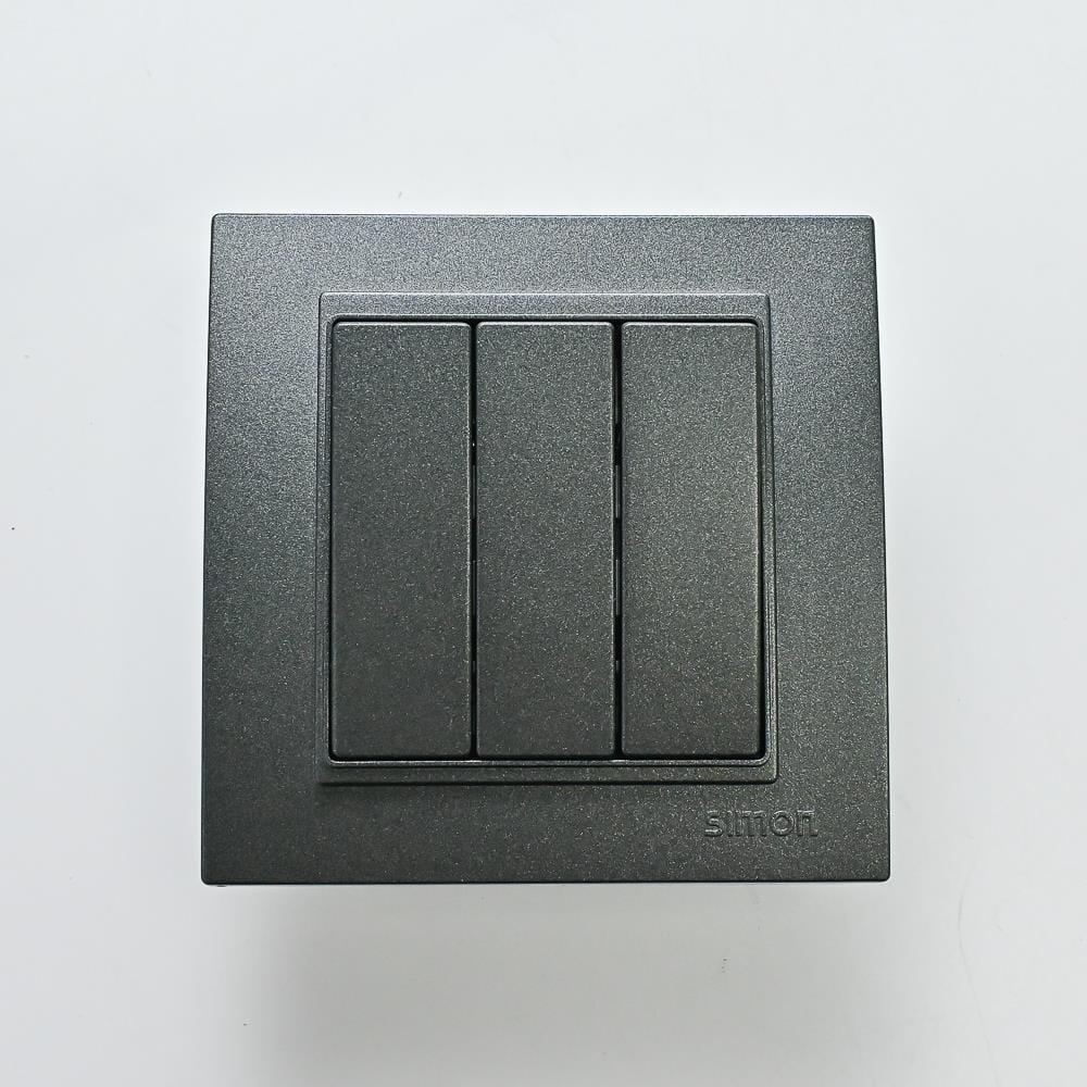 16A 3 GANG 1 WAY SWITCH V59031 BK SIMON