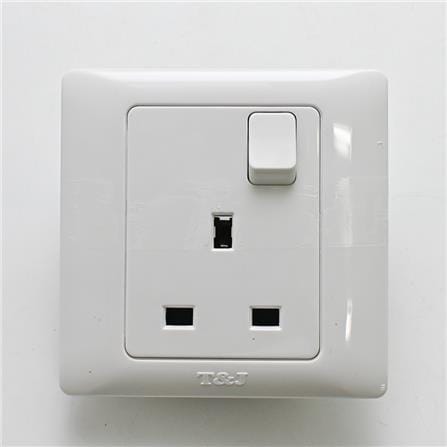 13A 1G SWITCH SOCKET K8613S-D WHITE T&J