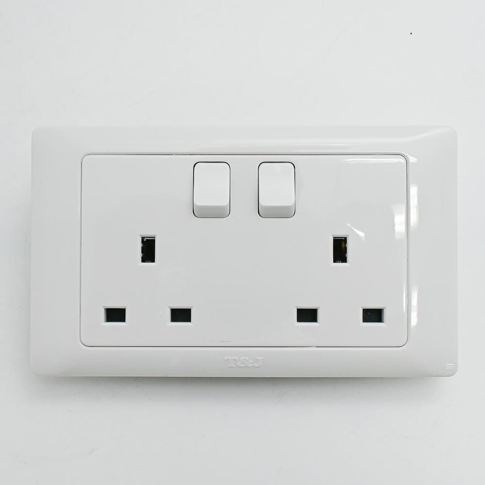 13A 2G SWITCH SOCKET K813SDA-WH T&J