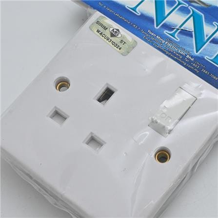13A 1G FLUSH SWITCH SOCKET OUTLET 813/S NNE
