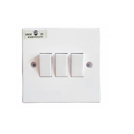 3 GANG 1 WAY FLUSH SWITCH 803/1 NNE