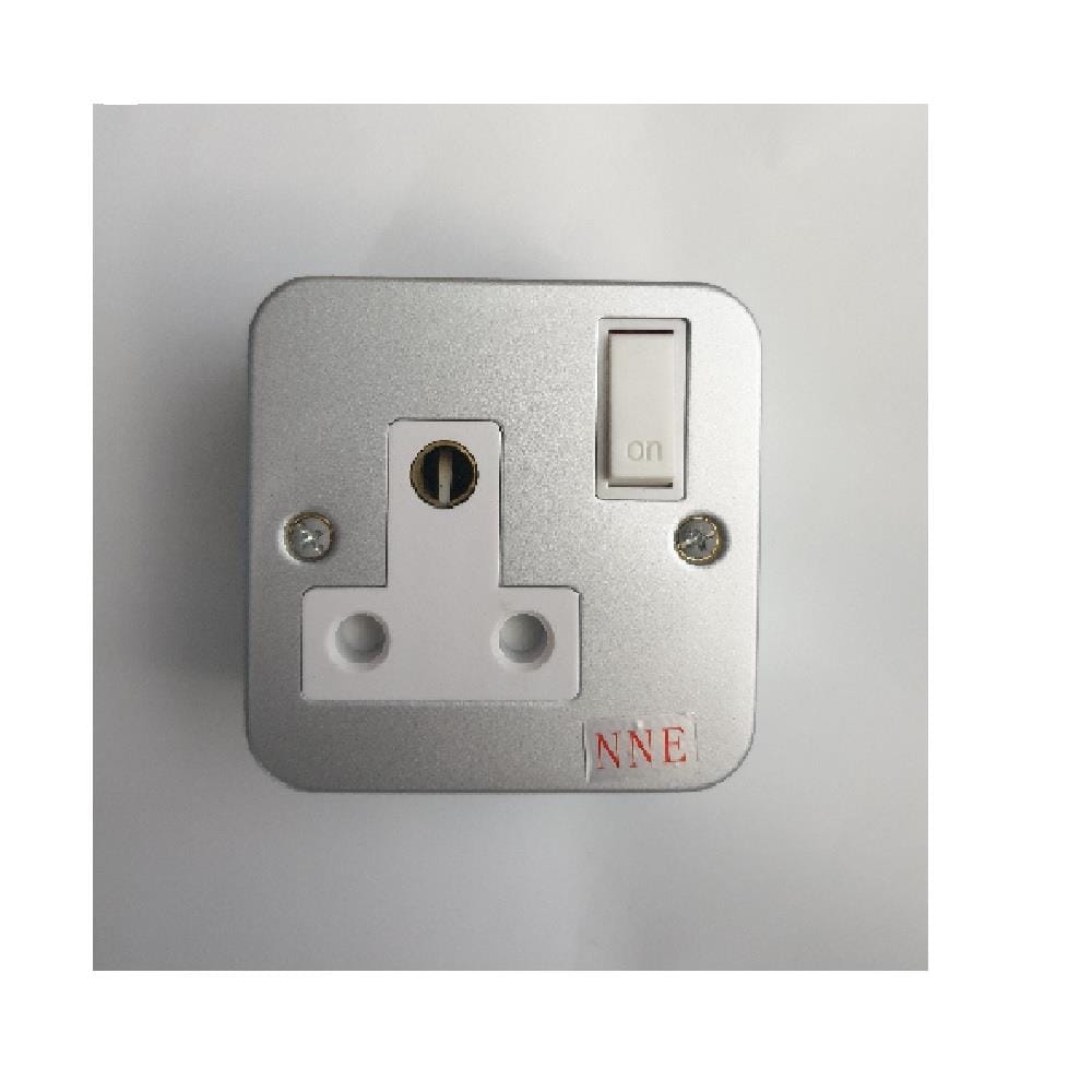15A 1G METALCLAD SW SOCKET OUTLET 9415 NNE