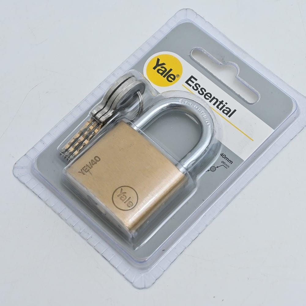 YALE 40MM ESSENTIAL STANDARD SHACKLE PADLOCK YE1/40/122/1
