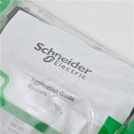 SCHNEIDER VIVACE 13A250V TWIN GANG SWITCHED SOCKET