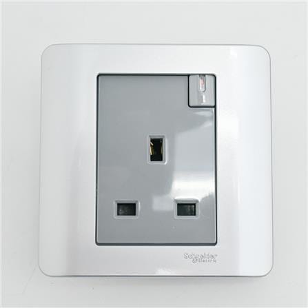 ZENCELO 13A 1 GANG SWITCH SOCKET SA SCHNEIDER