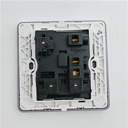 ZENCELO 13A 1 GANG SWITCH SOCKET SA SCHNEIDER