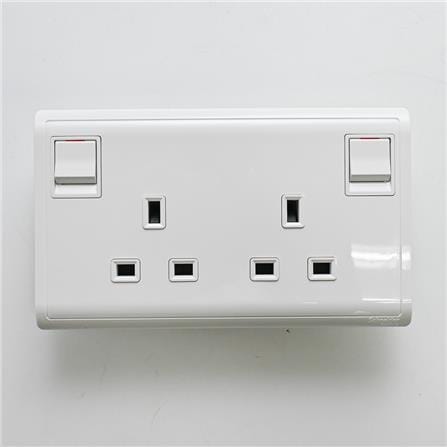 PIENO 13A TWIN GANG SWITCH SOCKET WE SCHNEIDER
