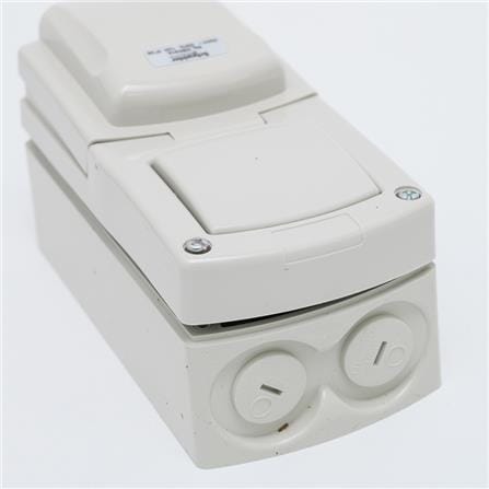 SCHNEIDER KAVACHA 13A 1 POLE SWITCHED SOCKET CSC313 GREY