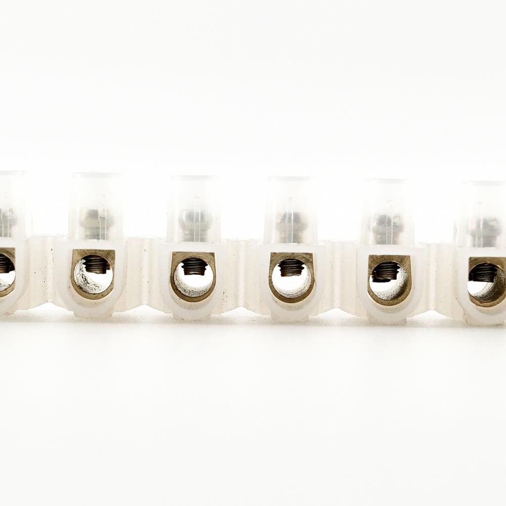 PVC CONNECTOR 15A MASTAR