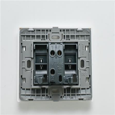 LEGRAND SWITCH BIG ROCKER 1 GANG 2 WAY 281001 WHITE