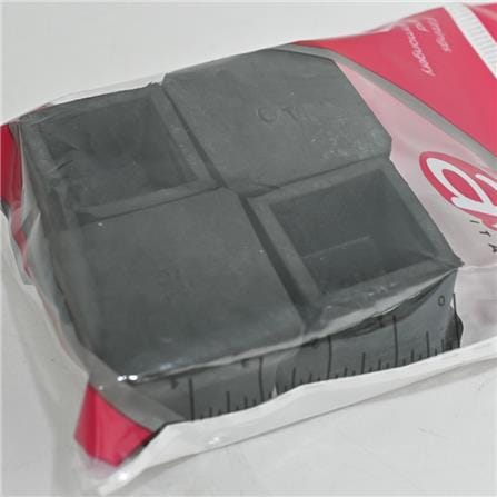 AVIO SQUARE FLOOR STOPPER HOLLOW COVER CAP 3/4 BLACK 4PCS