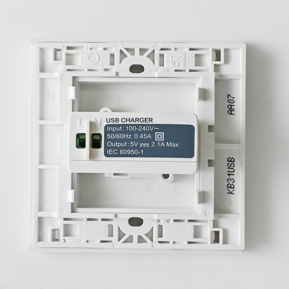 SCHNEIDER VIVACE 1 GANG 2.1A USB WHITE KB31USB_WE_G11