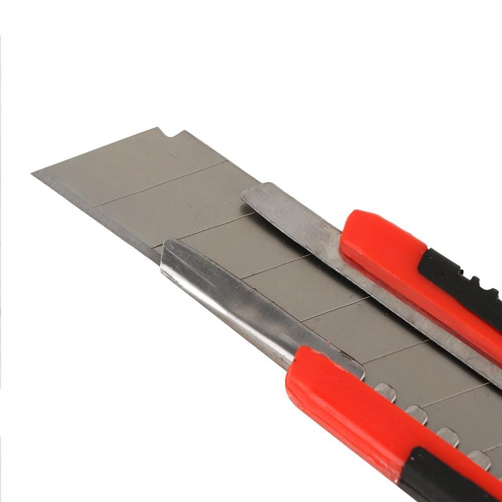 RETRACTABLE UTILITY KNIFE WITH PLASTIC HANDLE MATALL 18MM
