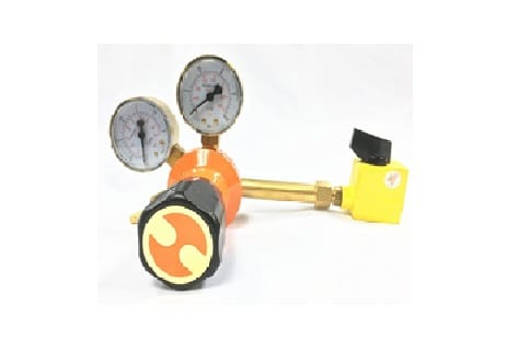 HEROTECH LPG REGULATOR WITH GAS CONNECTOR