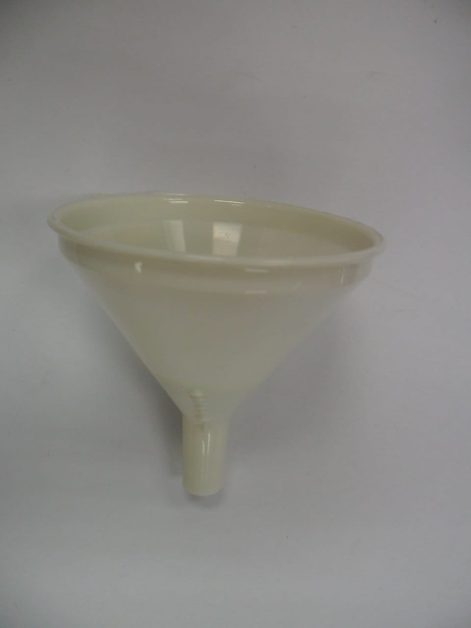 PLASTIC FUNNEL WITH FILTER MYPAN SMALL