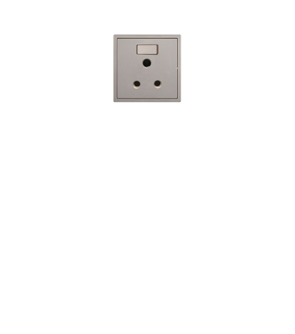 15A 1GANG ROUND PIN SOCKET SIMON H701582-46 CHAMPAGNE