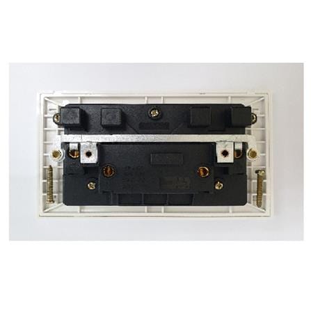 13A 2GANG SWITCH SOCKET MQ8132 NEON SELAMAT