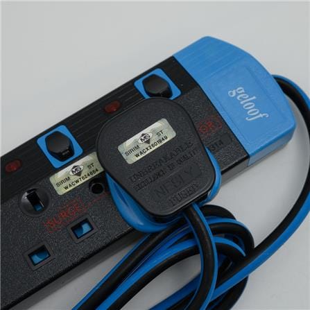 POWER STRIP 4G2M 2M 4G TSCKT S8654N-2M GELOOF