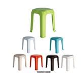 SWI   WHITE CHAIR