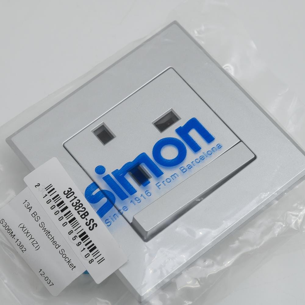SWITCH FLAT SIMON 1G F/PIN SCKT SL SIMON