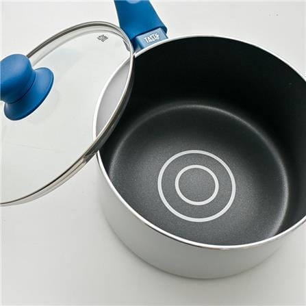TASTY NON-STICK SAUCEPAN 20CM WITH GLASS LID & OIL DOSAGE SYSTEM 678547