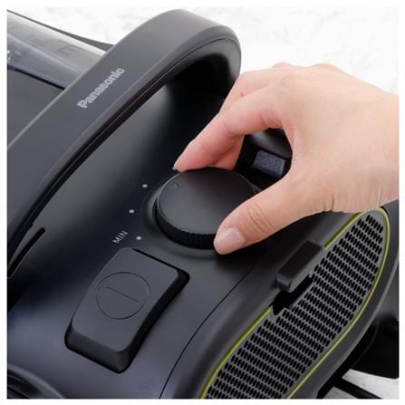 PANASONIC BAGLESS VACUUM MC-CL605KV47 2000WATT 2.2LITER