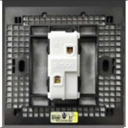 SIMON 16A 3 GANG 1 WAY SWITCH H701031 BLACK