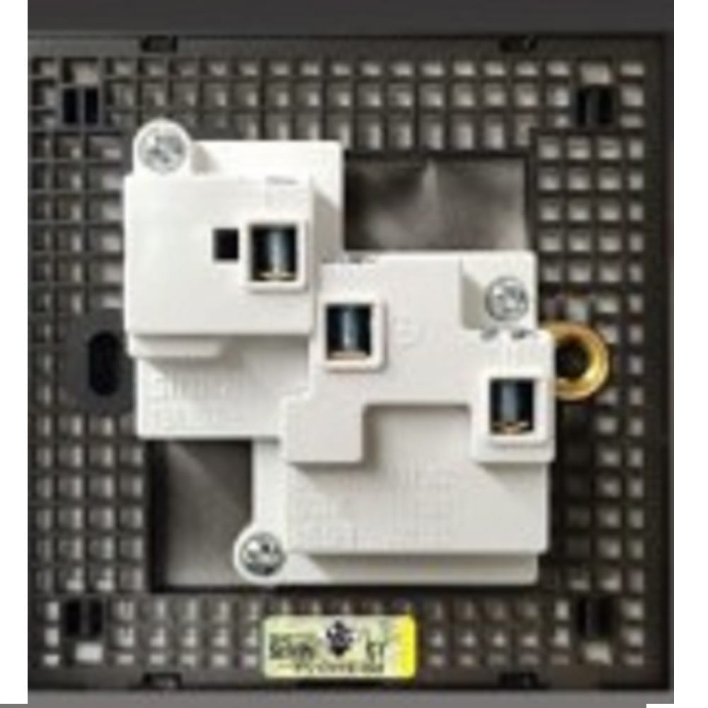 15A 1 GANG ROUND PIN SOCKET H701582 SIMON BLACK