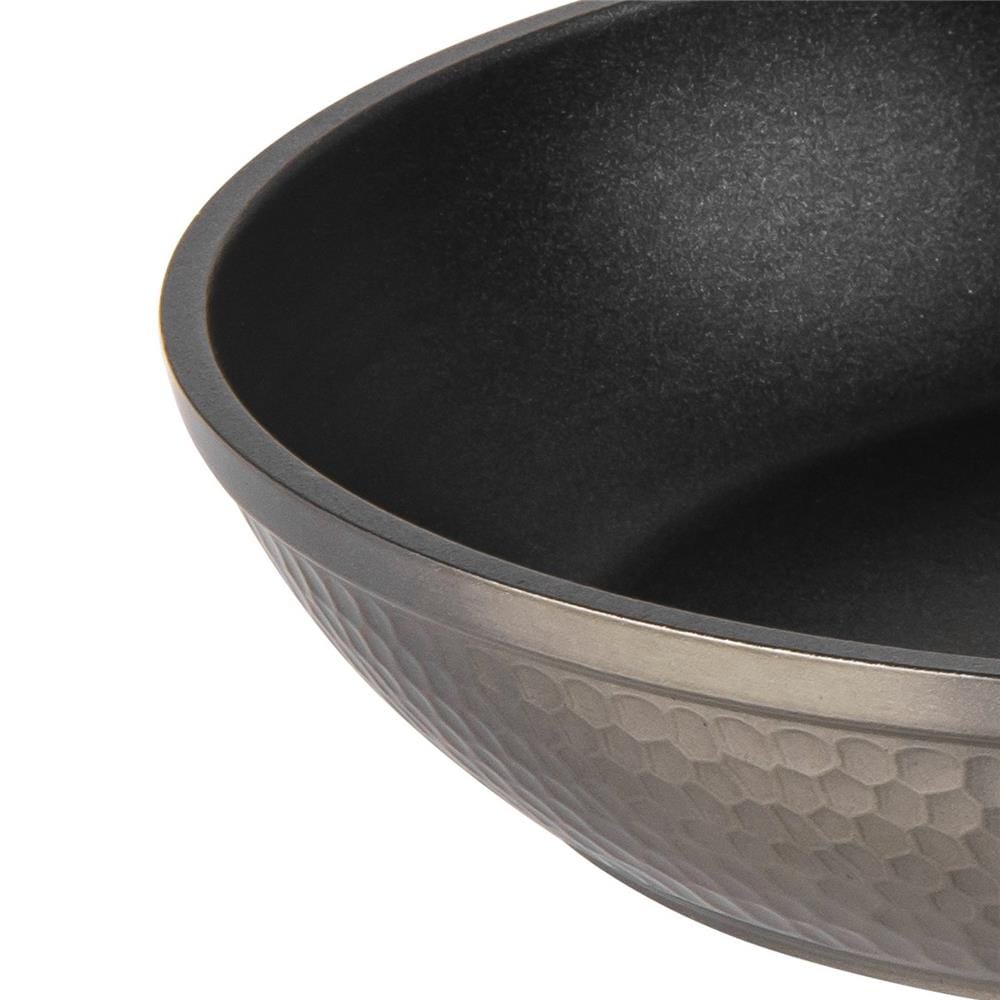 HAMILTON BEACH HAMMERED FORGED ALUMINUM FRY PAN 9.5IN (24CM), NON-STICK COATING