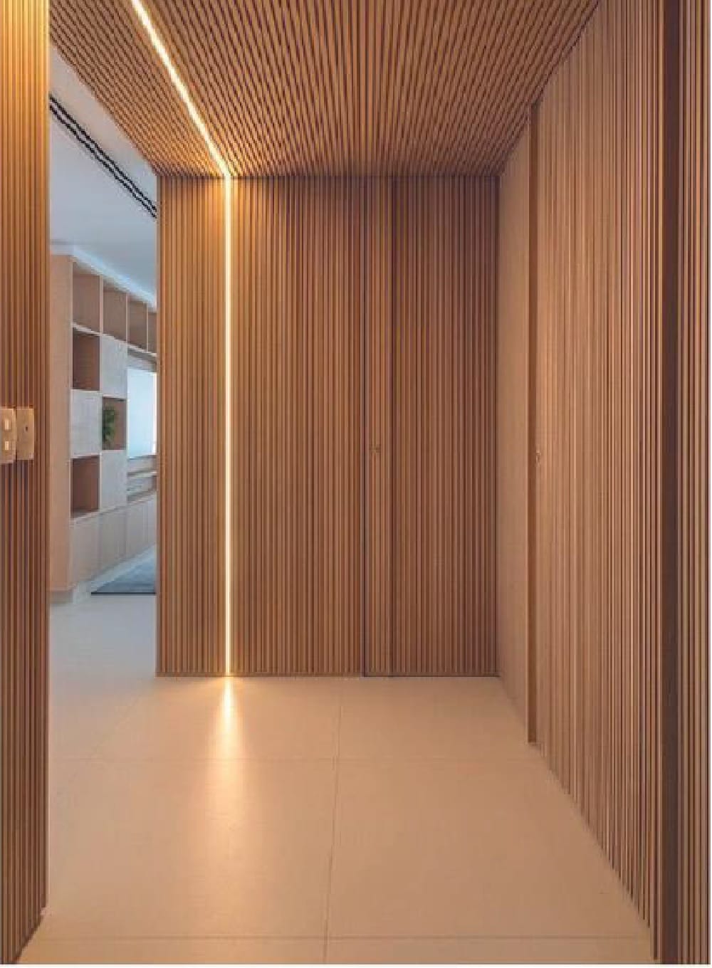 ECOCLASS END CAP FOR WALL LINE A4-46 300X2CM 1pc