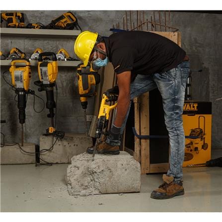 DEWALT 20V CORDLESS 26MM ROTARY HAMMER DRILL DCH133NT-B1 (TOOL ONLY)