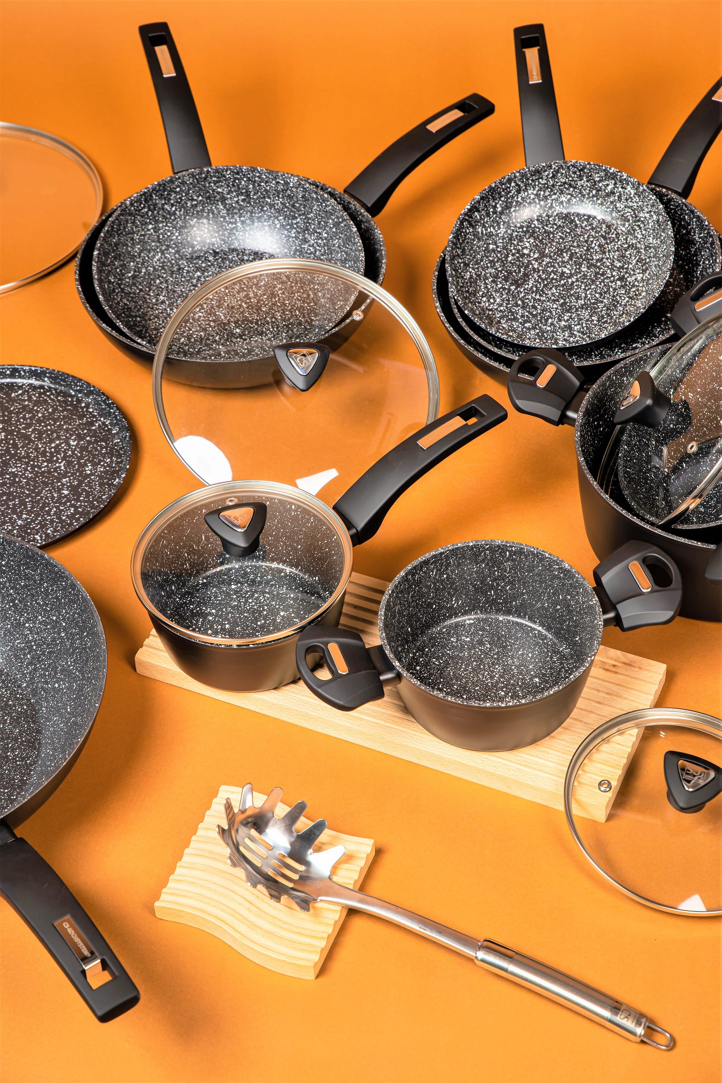 CS-KOCHSYSTEME MARBURG SERIES NON-STICK SAUCEPAN  16CM WITH LID CSPAN24020
