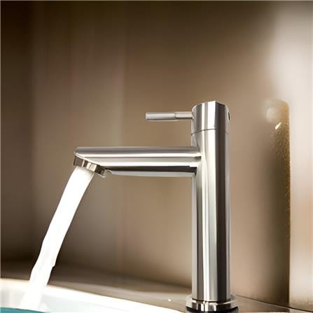 MOYA BASIN FAUCET 520-6