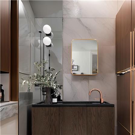 GLOREX LIGHTWEIGHT ALUMINIUM FRAME MIRROR 45X60CM GOLD