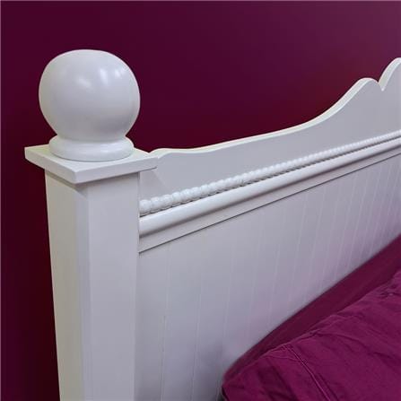 SNOOZELAND PRINCESS BEDFRAME QUEEN SIZE