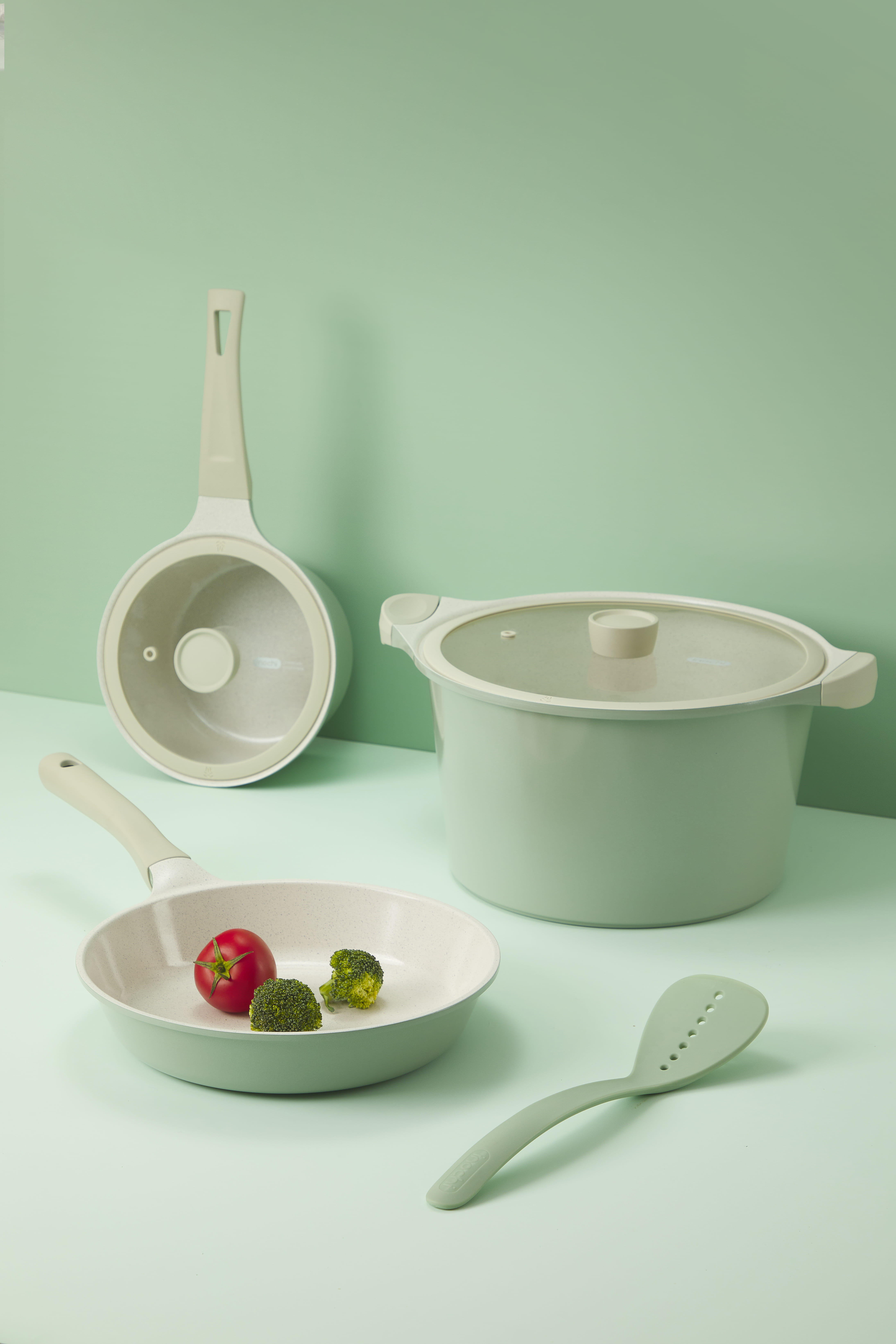 INOCHI OMI SIMPLE MARBLE POT 24CM