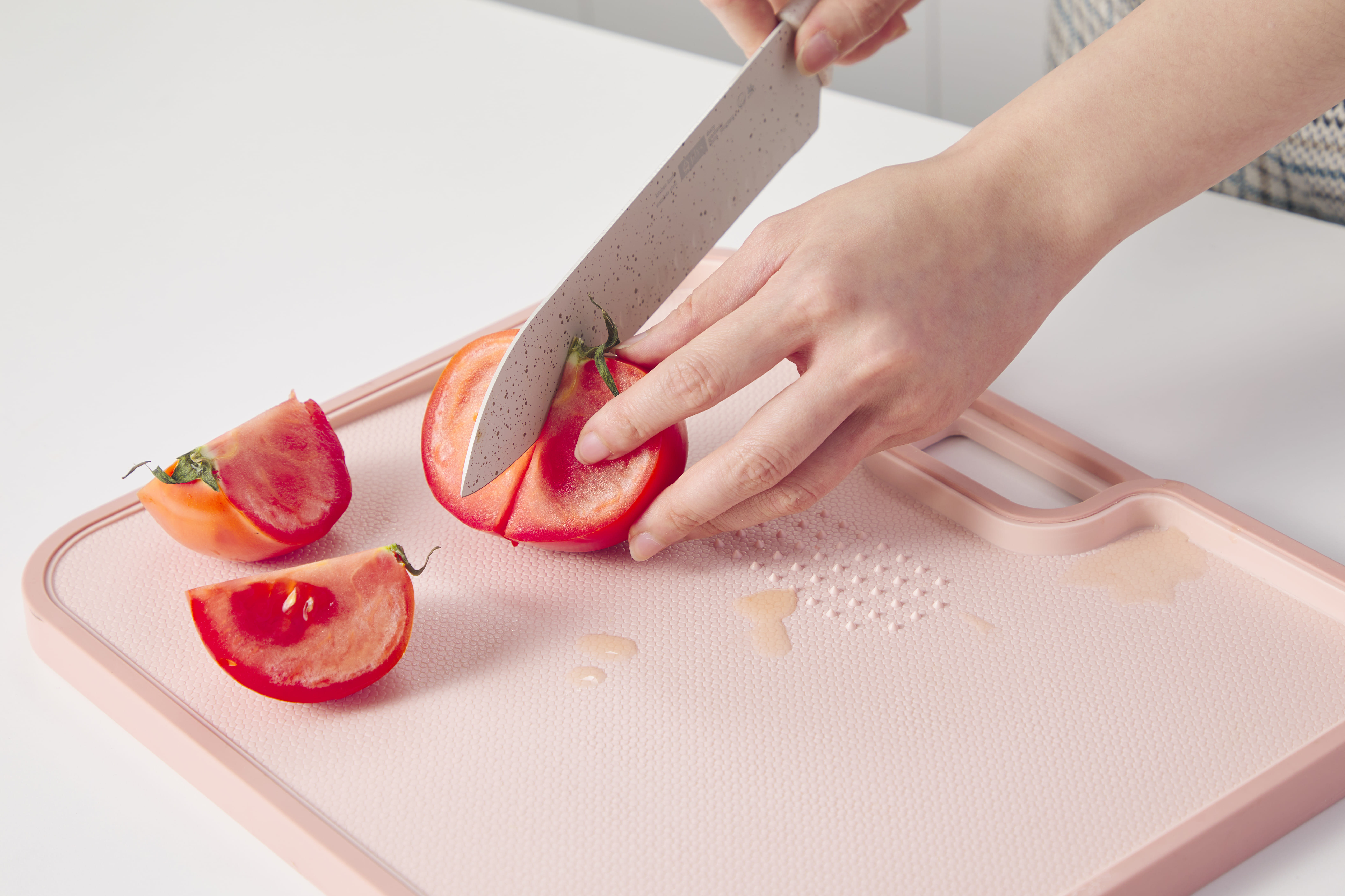 YOKO MULTIPURPOSE ANTIBACTERIAL CUTTING BOARD