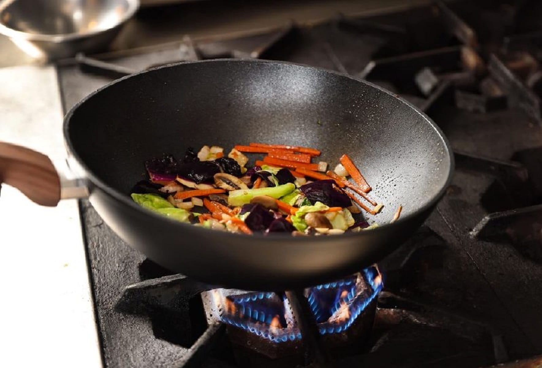 FUKURO KANZEN FORGED NON-STICK WOK PAN 30CM WITH GLASS LID
