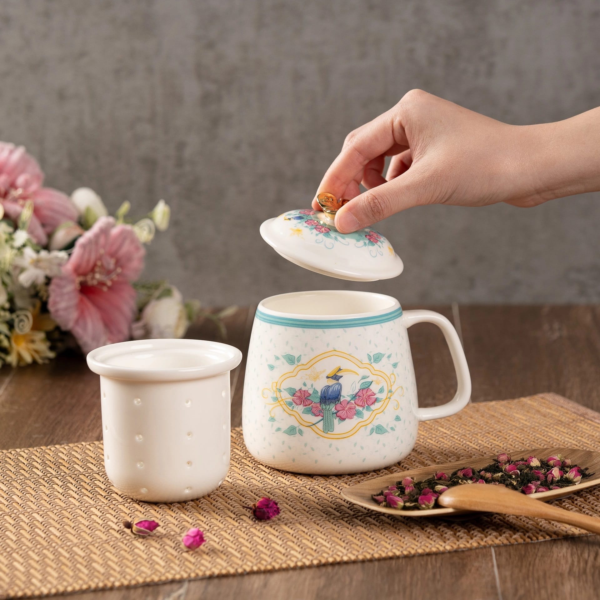 COLOR KING THE HERITAGE GARDEN CERAMIC MUG 400ML - HERITAGE WHITE