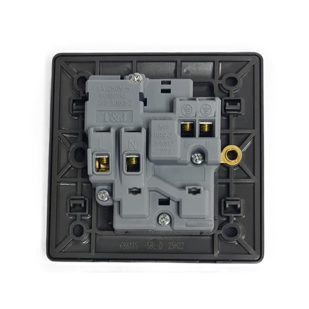 13A 250V 1 GANG SWITCH SOCKET MATT BLACK K8613S-SBL-D T&J