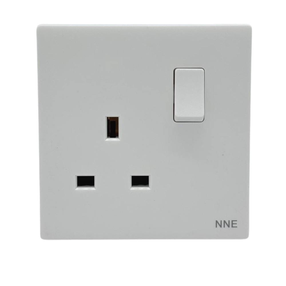 13A 250V 1 GANG SWITCH SOCKET 3113 WHITE NNE